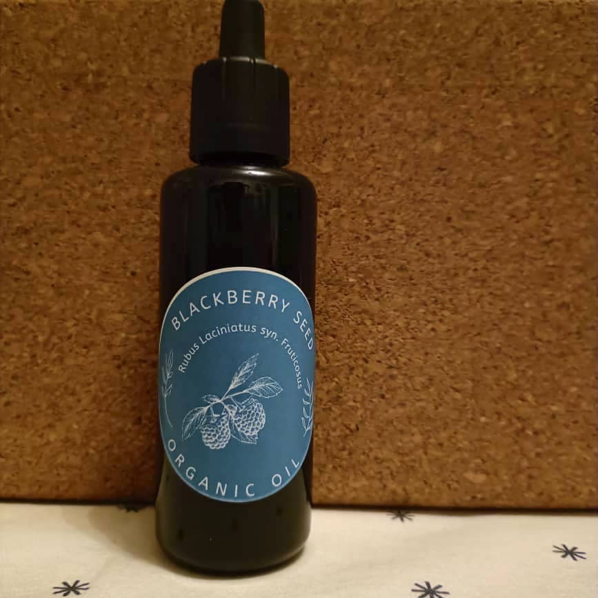 Organic Blackberry Seed Oil Rubus Laciniatus Fruticosus Miron Glass with Dropper Bottled by Hand Food Grade Cold Press Blackberry Seed