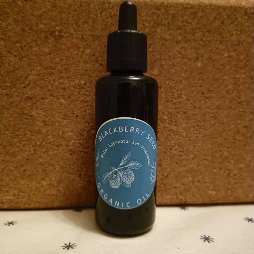Organic Blackberry Seed Oil Rubus Laciniatus Fruticosus Miron Glass with Dropper Bottled by Hand Food Grade Cold Press Blackberry Seed