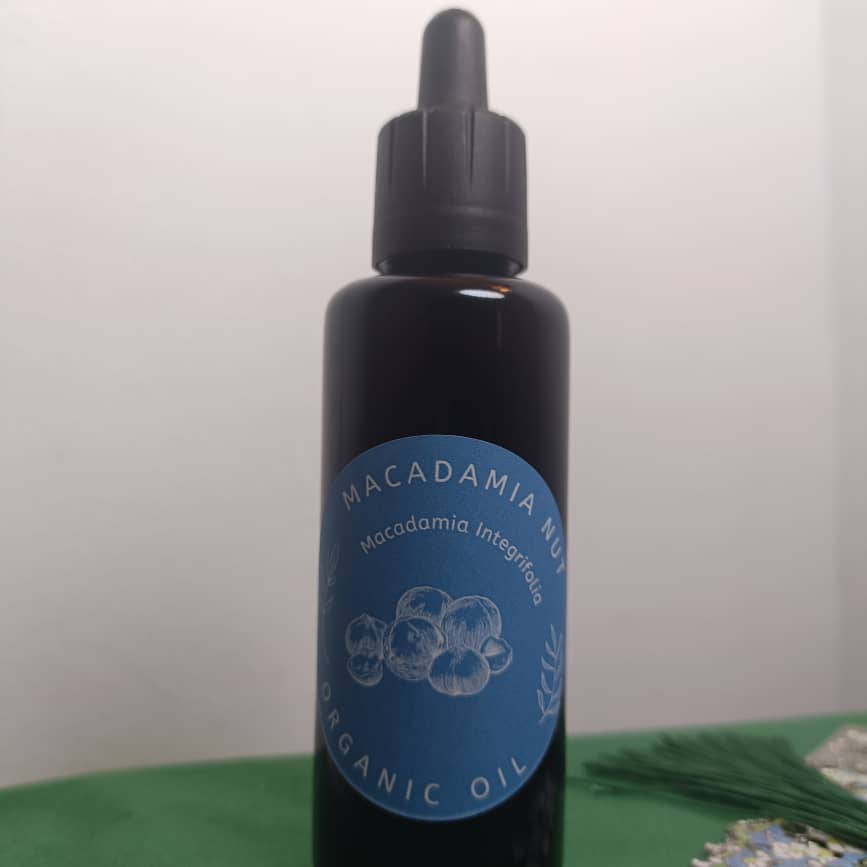 Organic Macadamia Nut Oil Macadamia Integrifolia | Miron Violet Glass Premium Oil Dropper Bottled by Hand Food Grade Queensland Nut Oil