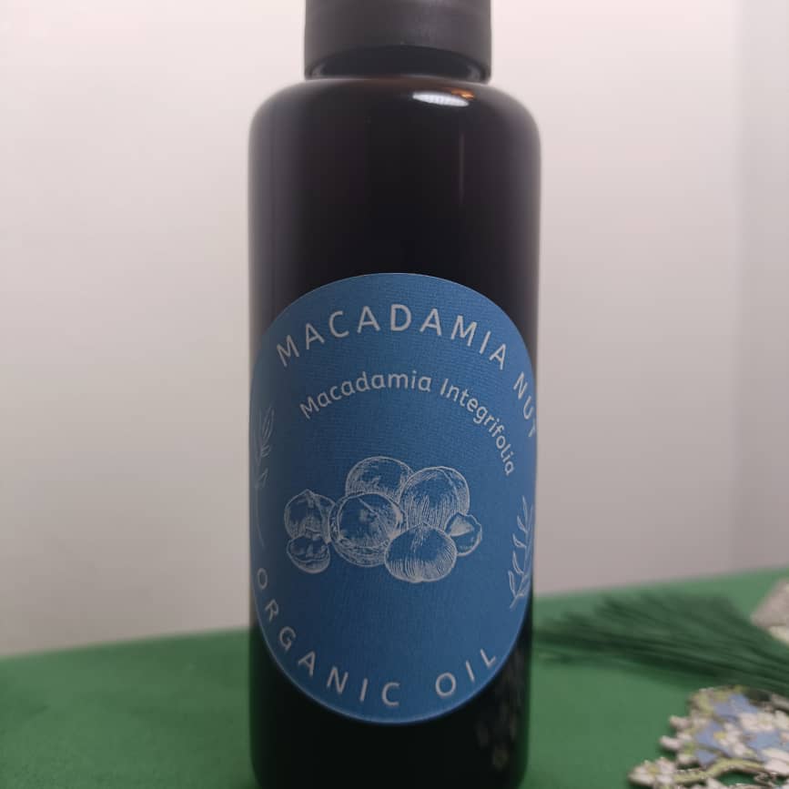 Organic Macadamia Nut Oil Macadamia Integrifolia | Miron Violet Glass Premium Oil Dropper Bottled by Hand Food Grade Queensland Nut Oil