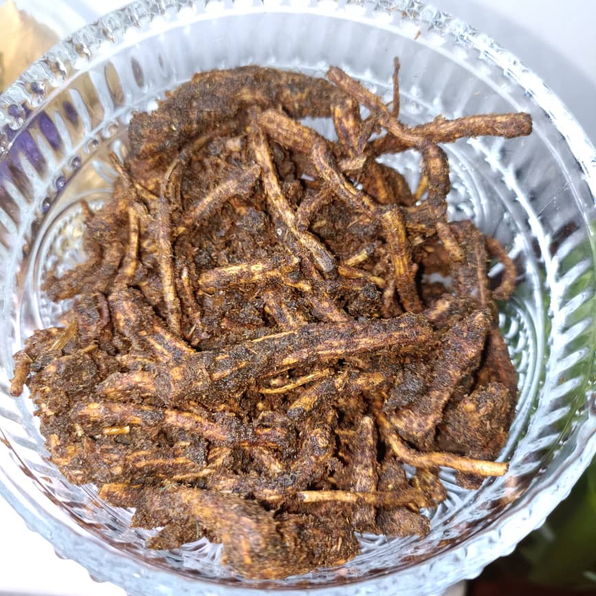 Handmade Bukhoor Oud | Classic Sandal Flakes, sweet scent | 100% Natural Handmade Incense Home Fragrance / Turaren Wuta / Arabian Incense