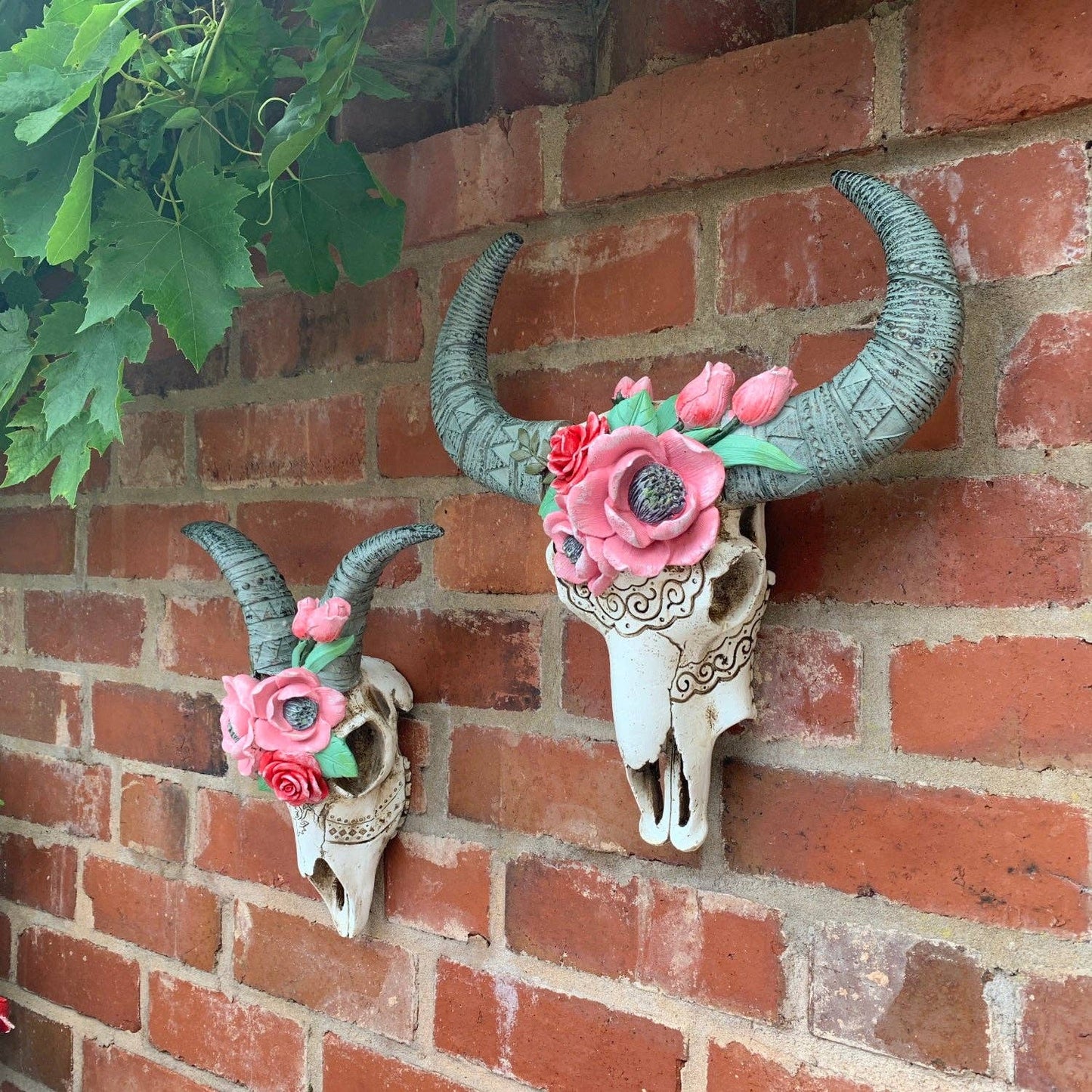 Flower Goat Skull Wall Mount Decor Animal Bust with Horns Ornament