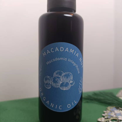 Organic Macadamia Nut Oil Macadamia Integrifolia | Miron Violet Glass Premium Oil Dropper Bottled by Hand Food Grade Queensland Nut Oil