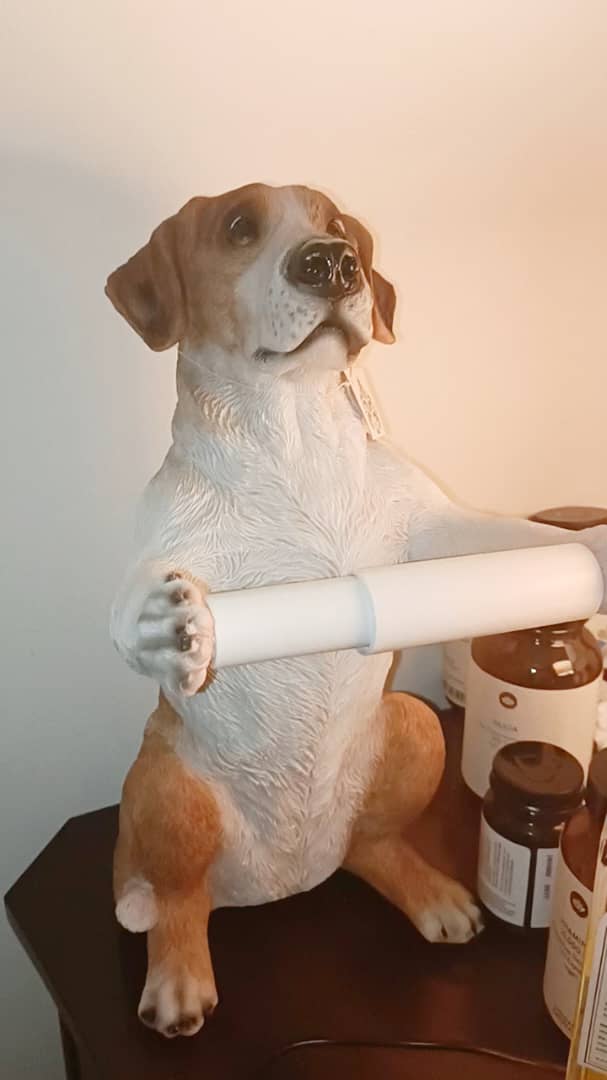 31cm Helpful Hound Toilet Roll Holder Dog Statue Figurine Free-Standing Toilet Paper Stand