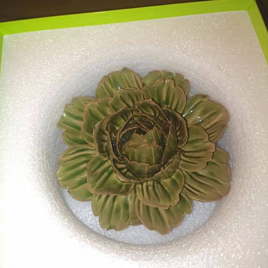 15cm English Garden Ceramic Flower Green Cabbage Vegetable Wall Hanging