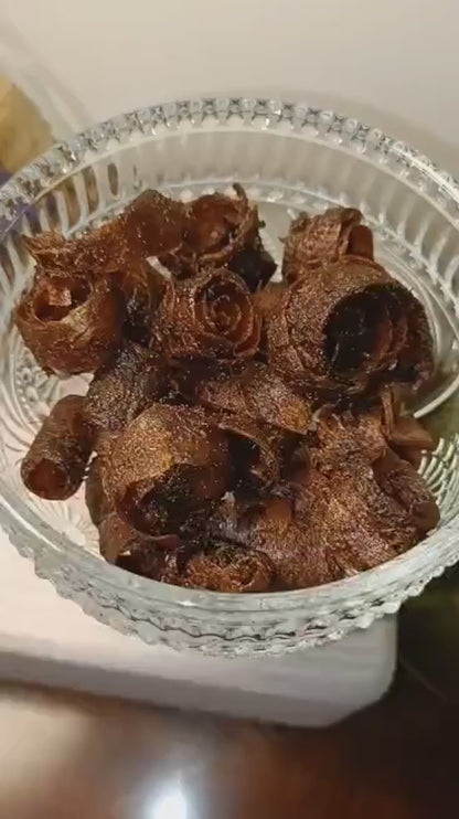 Handmade Bukhoor Oud | Classic Sandal Flakes, sweet scent | 100% Natural Handmade Incense Home Fragrance / Turaren Wuta / Arabian Incense